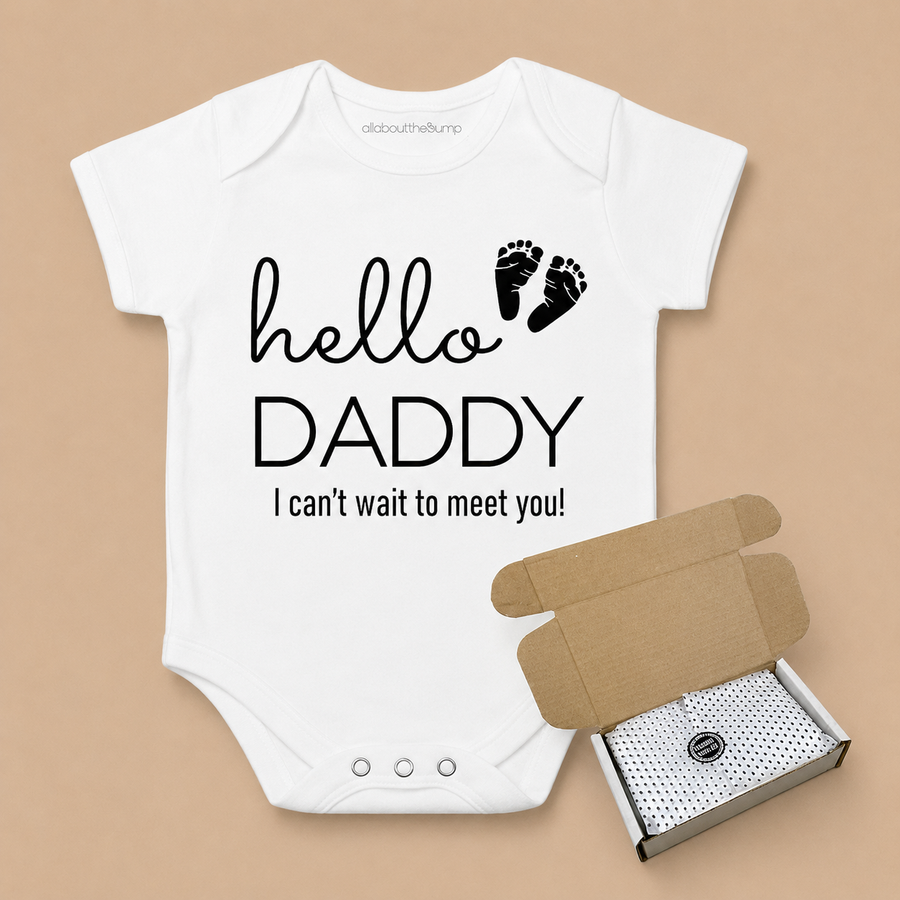 Hello Daddy Boxed Baby Announcement Bodysuit