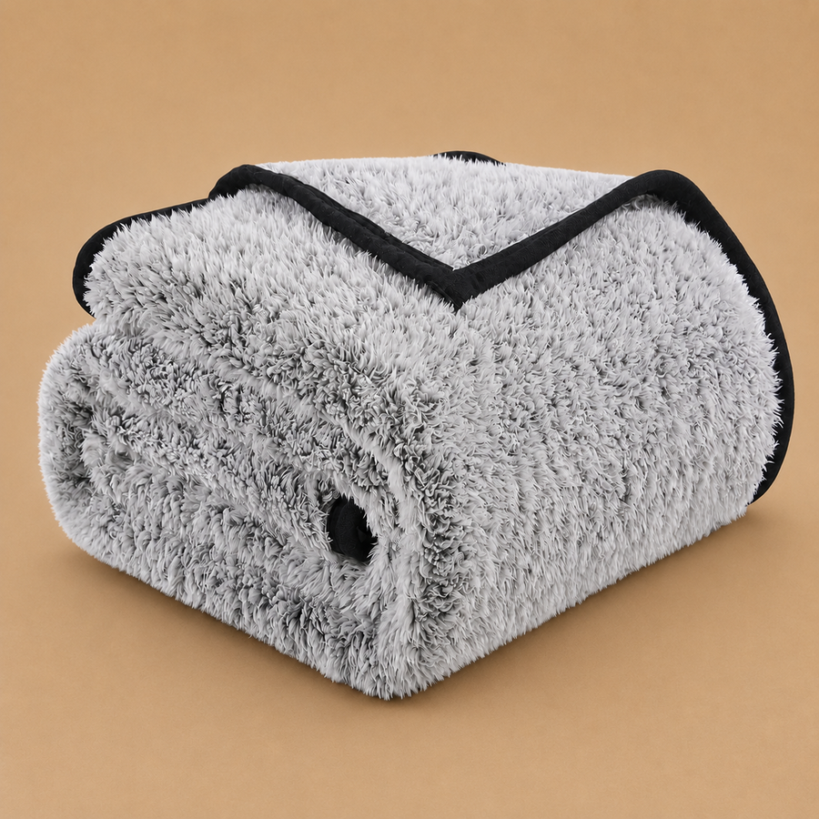 Fuzzy Fleece Throw Blanket 152 x 203 cm - Black